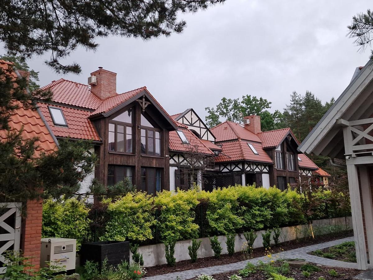 Dwor U Papuga Appartement Ruciane-Nida Buitenkant foto
