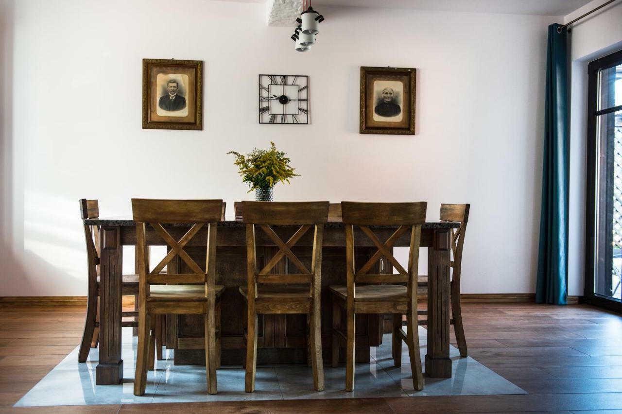 Dwor U Papuga Appartement Ruciane-Nida Buitenkant foto