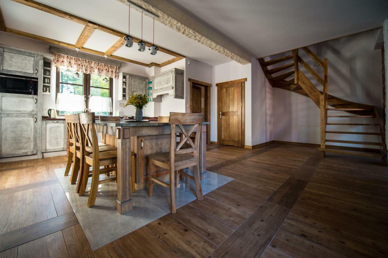 Dwor U Papuga Appartement Ruciane-Nida Buitenkant foto