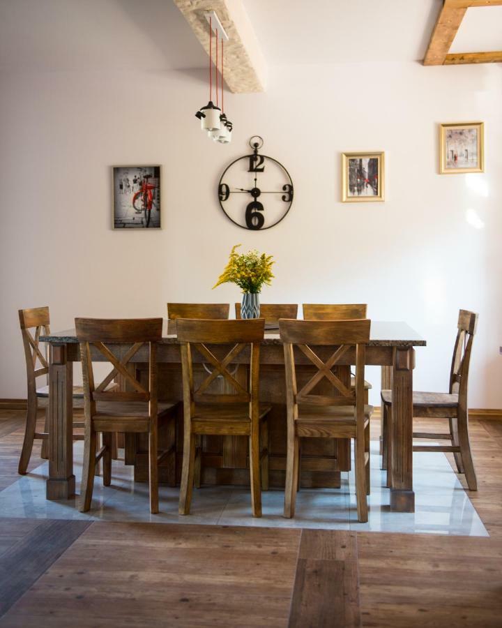 Dwor U Papuga Appartement Ruciane-Nida Buitenkant foto