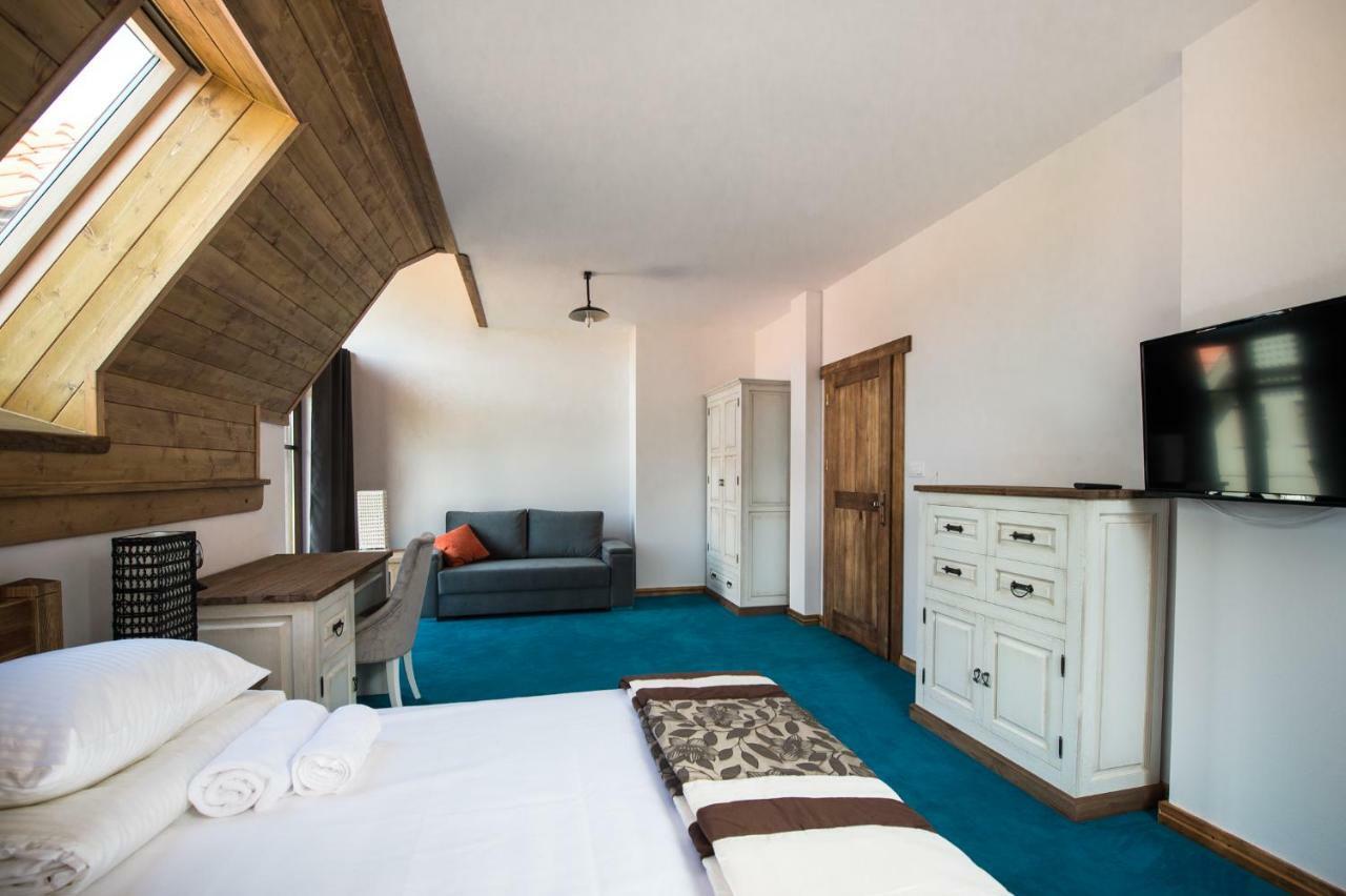 Dwor U Papuga Appartement Ruciane-Nida Buitenkant foto