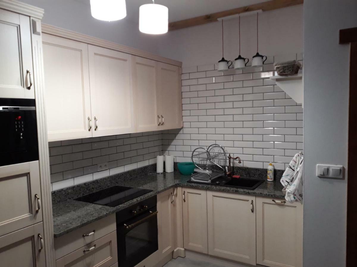 Dwor U Papuga Appartement Ruciane-Nida Buitenkant foto