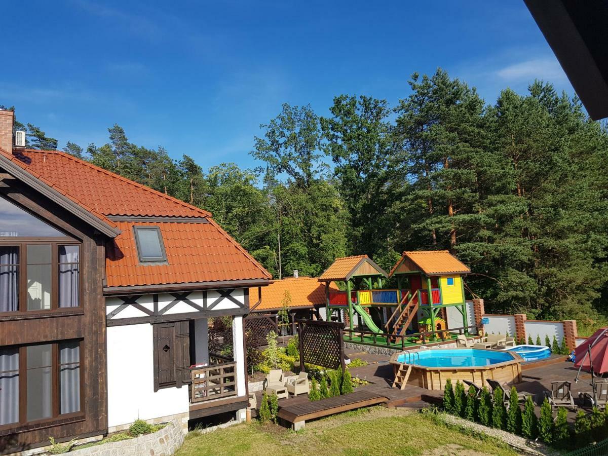 Dwor U Papuga Appartement Ruciane-Nida Buitenkant foto